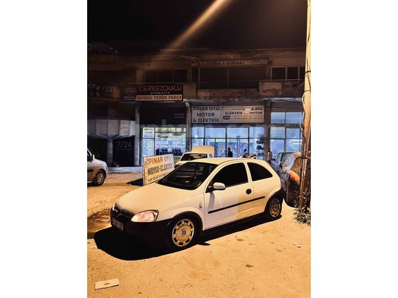 OPEL CORSA C 1.7 DTİ SIKI SIKI