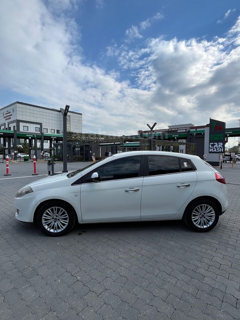 Sahibinden Fiat Bravo 1.6 Mjet Dynamic Plus 2011 Model Edirne 213.000 km Beyaz 2