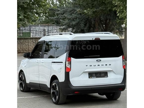 2024 TURNEO COURİER 1.5 DELÜXE FULL EXTRALI HATASIZ BOYASIZ