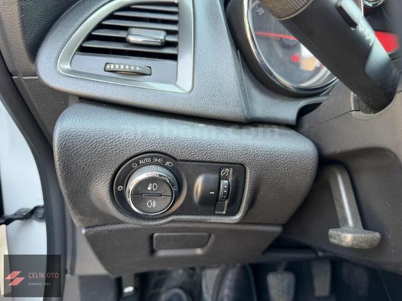 ÇELİK OTO,DAN 2012 OPEL ASTRA J COSMO 1.3 CTDİ TEMİZ ORJ