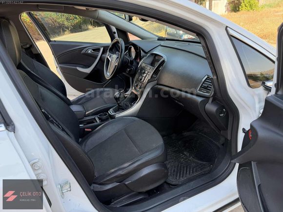 ÇELİK OTO,DAN 2012 OPEL ASTRA J COSMO 1.3 CTDİ TEMİZ ORJ