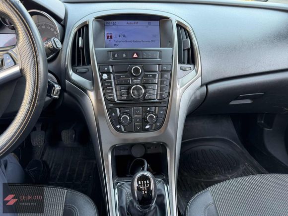 ÇELİK OTO,DAN 2012 OPEL ASTRA J COSMO 1.3 CTDİ TEMİZ ORJ