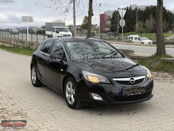 GALERİ AYDOĞAN DAN OPEL ASTRA J KASA BAKİMLİ ARAÇ