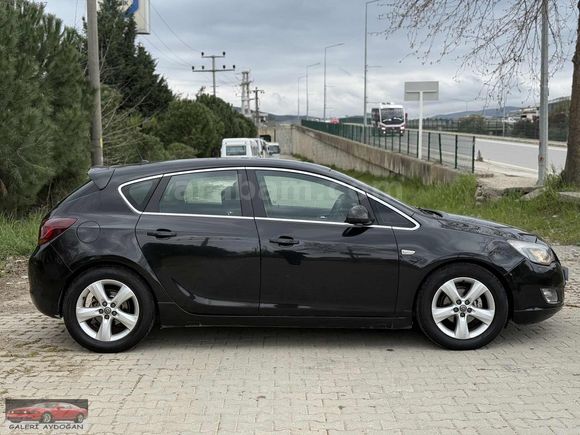 GALERİ AYDOĞAN DAN OPEL ASTRA J KASA BAKİMLİ ARAÇ