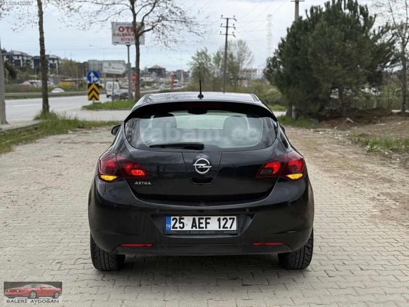 GALERİ AYDOĞAN DAN OPEL ASTRA J KASA BAKİMLİ ARAÇ