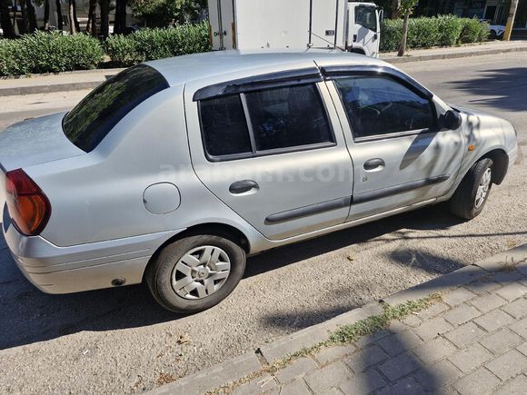 Sahibinden Renault Clio 1.4 RNA 2001 Model