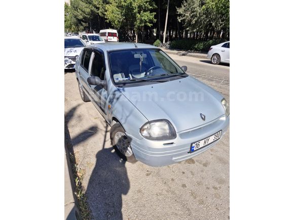 Sahibinden Renault Clio 1.4 RNA 2001 Model