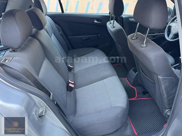 2006 MODEL OPEL ASTRA DİZEL MANUEL EMSALSİZ TEMİZLİKTE