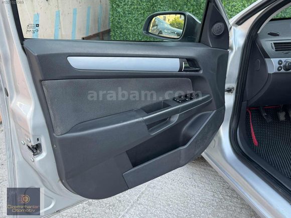 2006 MODEL OPEL ASTRA DİZEL MANUEL EMSALSİZ TEMİZLİKTE