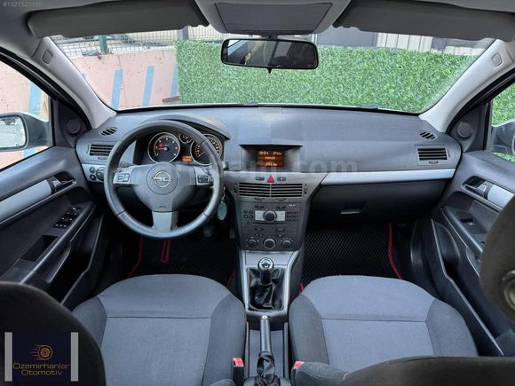 2006 MODEL OPEL ASTRA DİZEL MANUEL EMSALSİZ TEMİZLİKTE