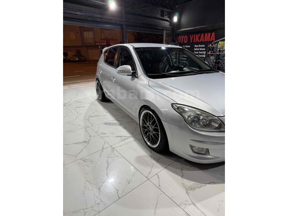 Sahibinden Hyundai i30 1.6 CRDi Mode 2010 Model 
