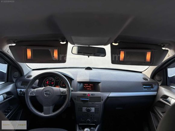 Manaycı'dan Opel Astra Bakımlı 270 Binde Orjinal Pırıl Pırıl
