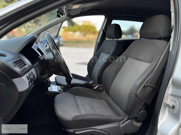 Manaycı'dan Opel Astra Bakımlı 270 Binde Orjinal Pırıl Pırıl
