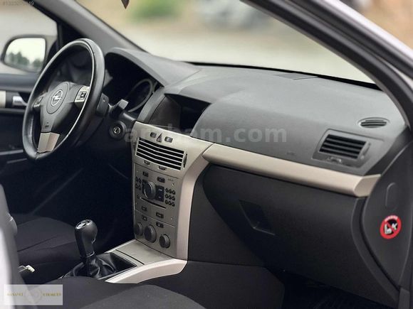 Manaycı'dan 2008 Opel Astra Bakımlı Tertemiz 270 Binde Orjinal