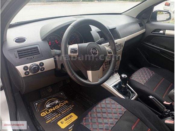 ÖZEVCİ OTOMOTİV'DEN ORİJİNAL OPEL ASTRA 1.3 CDTI ENJOY...
