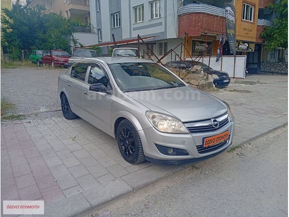 ÖZEVCİ OTOMOTİV'DEN ORİJİNAL OPEL ASTRA 1.3 CDTI ENJOY...