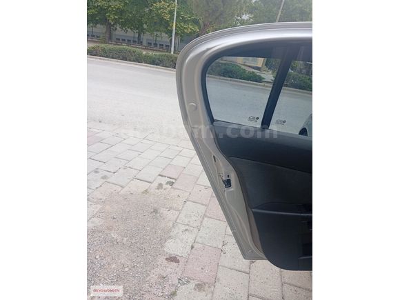 ÖZEVCİ OTOMOTİV'DEN ORİJİNAL OPEL ASTRA 1.3 CDTI ENJOY...