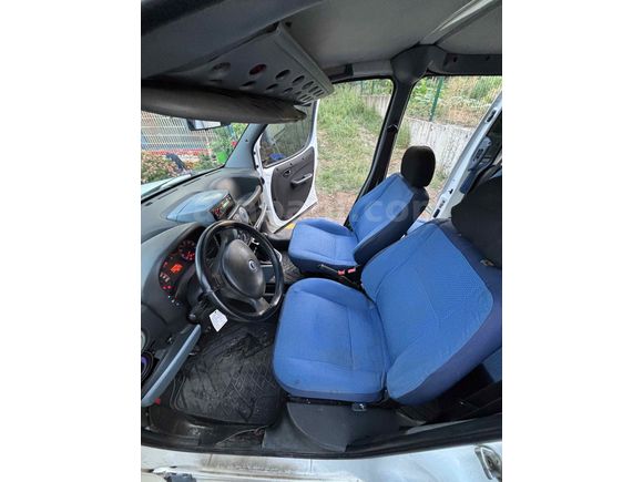 Sahibinden Fiat Doblo Panorama 1.2 Active 2004 Model 