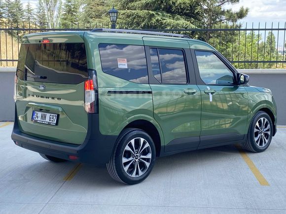 2025*TOURNEO*COURİER*1.5EcoBlue*6İLERİ*TİTANİUM*17JANT*65KM'DE !