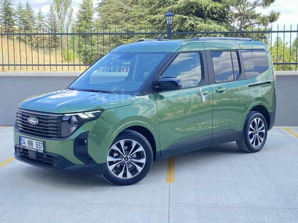 2025*TOURNEO*COURİER*1.5EcoBlue*6İLERİ*TİTANİUM*17JANT*65KM'DE !