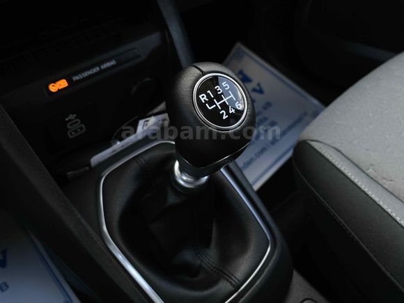 2025*TOURNEO*COURİER*1.5EcoBlue*6İLERİ*TİTANİUM*17JANT*65KM'DE !