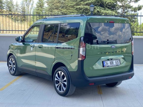 2025*TOURNEO*COURİER*1.5EcoBlue*6İLERİ*TİTANİUM*17JANT*65KM'DE !