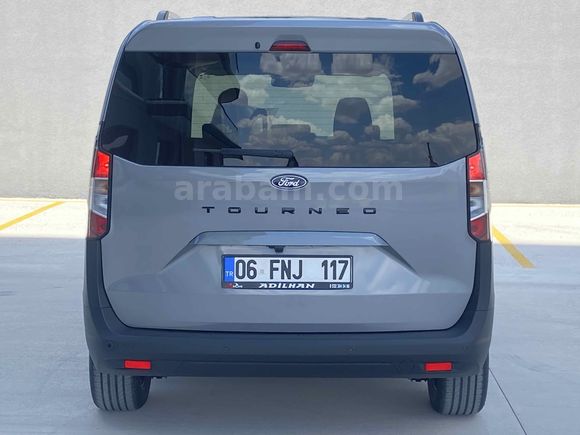 2025*TOURNEO*COURİER*1.5EcoBlue*6İLERİ*TİTANİUM*17JANT*90KM'DE !