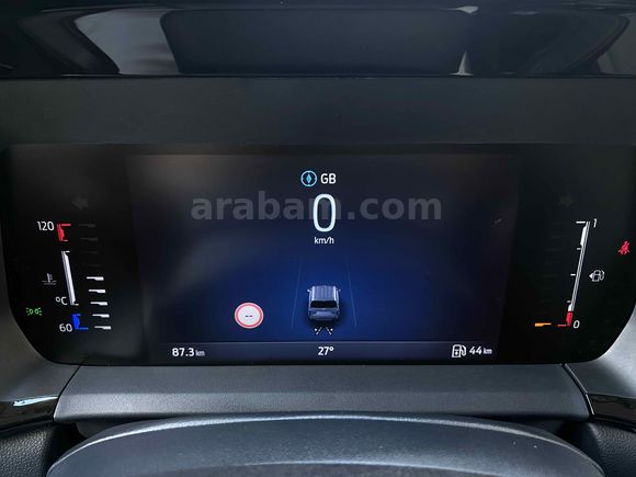 2025*TOURNEO*COURİER*1.5EcoBlue*6İLERİ*TİTANİUM*17JANT*90KM'DE !