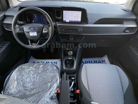 2025*TOURNEO*COURİER*1.5EcoBlue*6İLERİ*TİTANİUM*17JANT*90KM'DE !