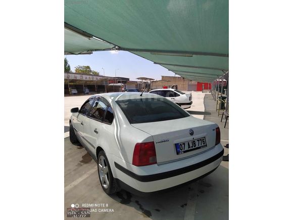 TEMİZ BAKIMLI PASSAT