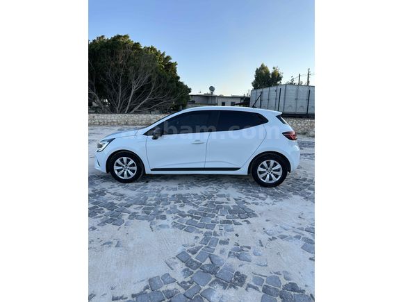Sahibinden Renault Clio 1.0 SCe Joy 2023 Model 