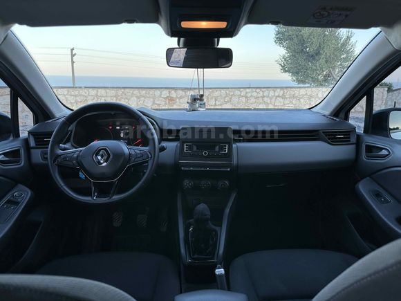 Sahibinden Renault Clio 1.0 SCe Joy 2023 Model 