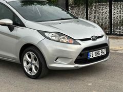 Sahibinden Ford Fiesta 1.4 TDCi Trend 2011 Model  270.000 km Gri (Gümüş)
