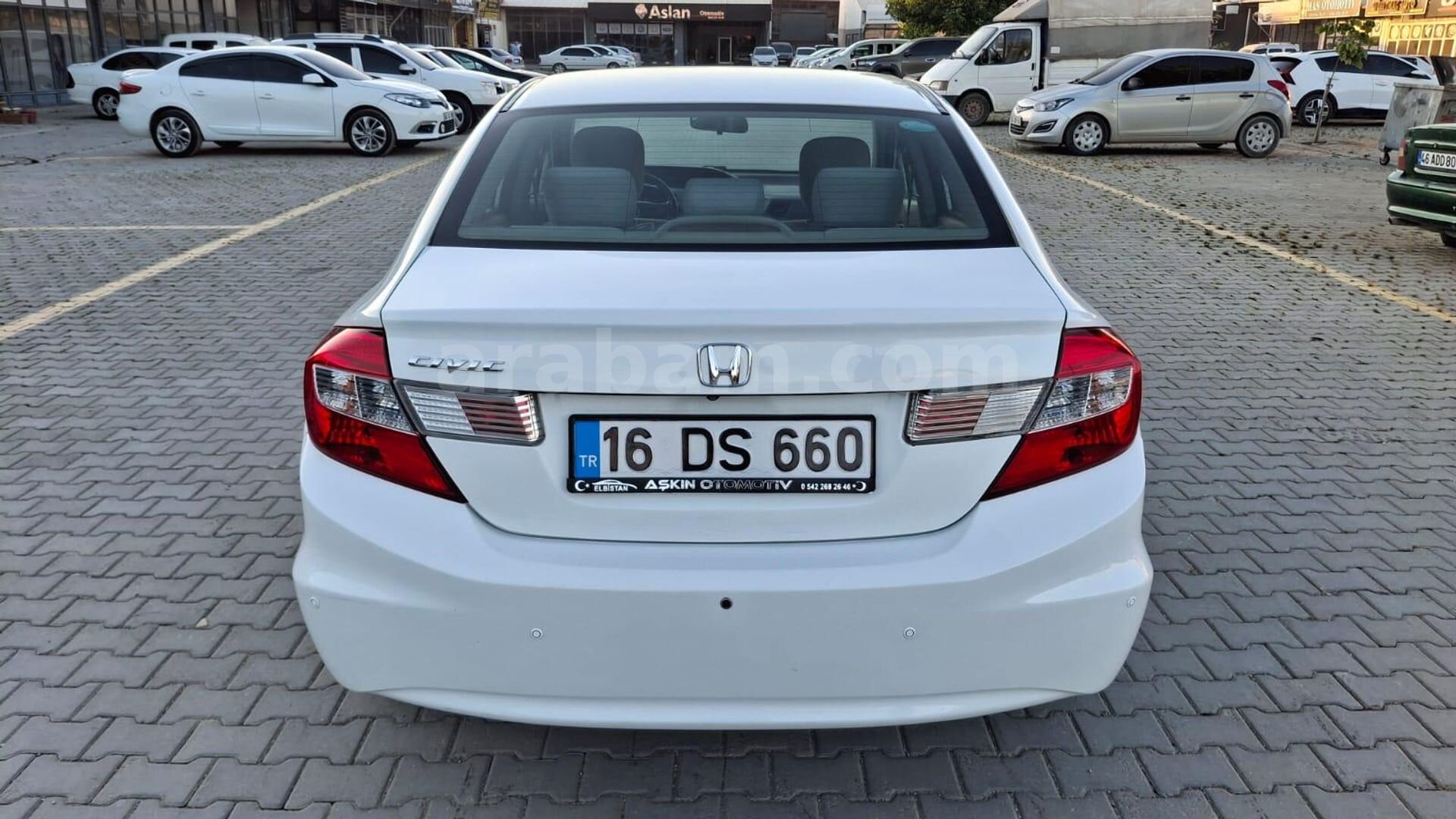 Galeriden Honda Civic 1.6i VTEC Eco Premium 2013 Model Kahramanmaraş 223.000 km Beyaz 4