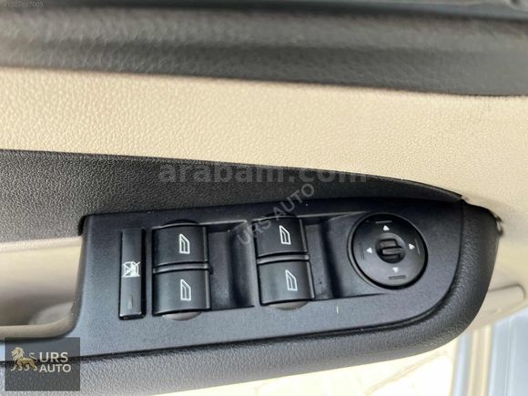 URS AUTO İLK SAHİP FOCUS BEJ DÖŞEME TAM OTOMATİK