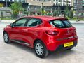 RENAULT CLİO 2015 MODEL DÜŞÜK KM TEMİZ 