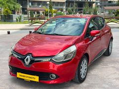 RENAULT CLİO 2015 MODEL DÜŞÜK KM TEMİZ 