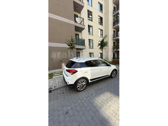 Sahibinden Hyundai i20 Active 1.4 MPi Elite 2017 Model 
