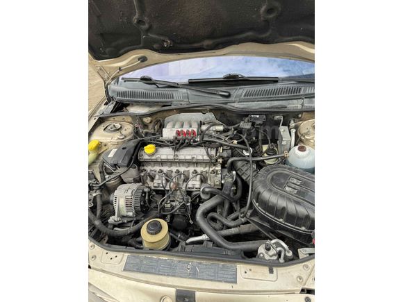 Sahibinden Renault Megane 2.0 RXT 1999 Model 