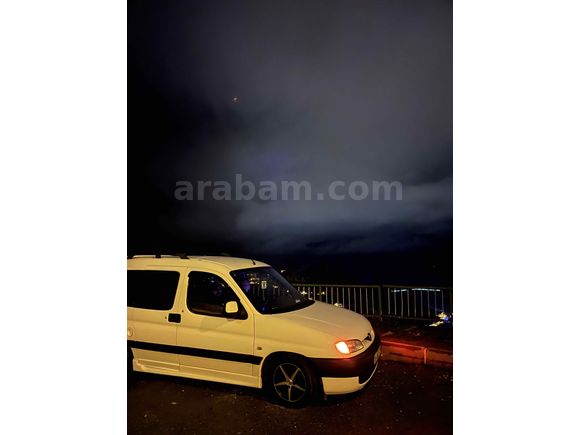 OTOMOBİL RUHSATLI PARTNER 2001 