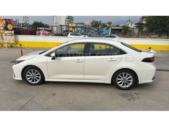 Sahibinden Toyota Corolla 1.5 Dream 2021 Model 
