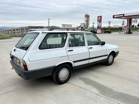 Galeriden Renault R 12 Toros 2000 Model Tokat