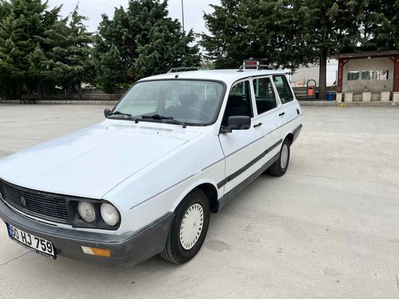 Galeriden Renault R 12 Toros 2000 Model Tokat