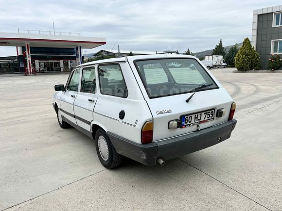 Galeriden Renault R 12 Toros 2000 Model Tokat