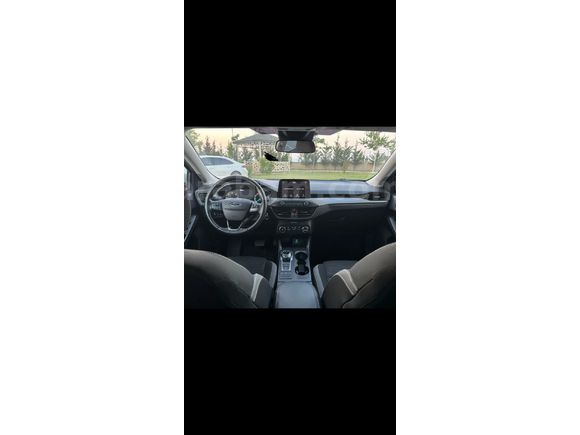 Sahibinden Hatasız  Ford Focus 1.5 EcoBlue Trend X 2023 Model Beyaz