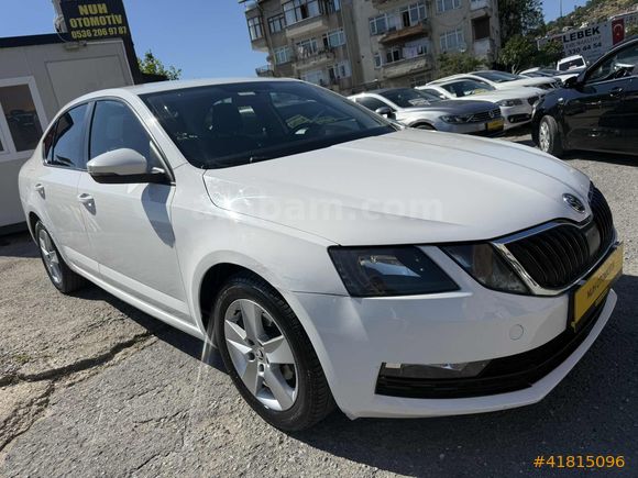 2017 SKODA OCTAVİA DİZEL OTOMATİK VİTES