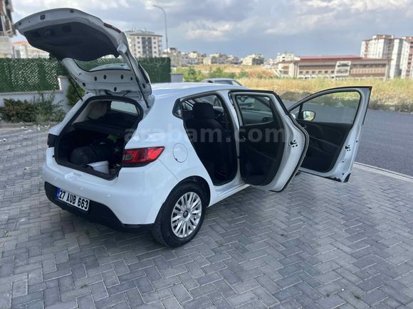Sahibinden Renault Clio 1.2 Joy 2013 Model 