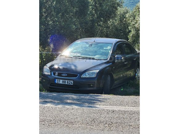 Sahibinden Ford Focus 1.6 Ghia 2007 Model