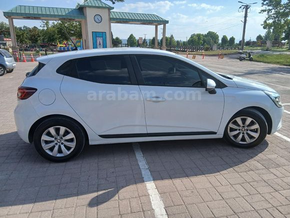 Sahibinden Renault Clio 1.0 TCe Joy 2022 Model