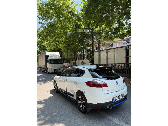Sahibinden Renault Megane 1.5 dCi Privilege 2011 Model